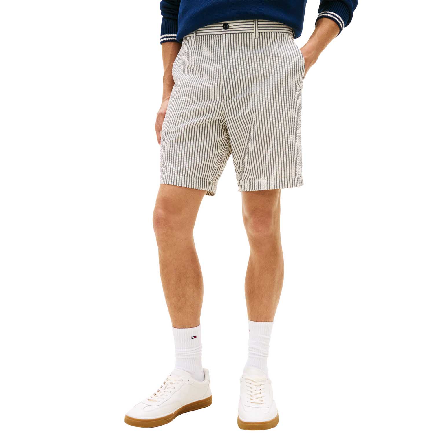 Tommy Hilfiger Dover Seersucker Stripe 8" Inseam Chino Shorts